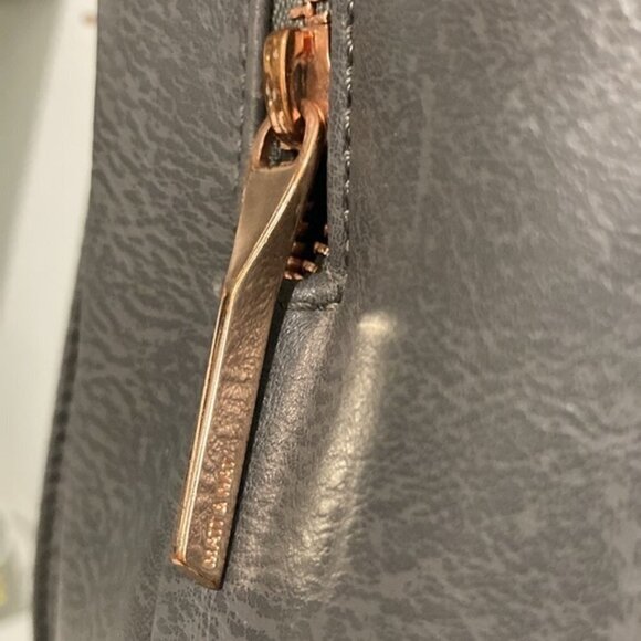 Matt & Nat Kintla Grey Crossbody Satchel Bag ok - Picture 6 of 16